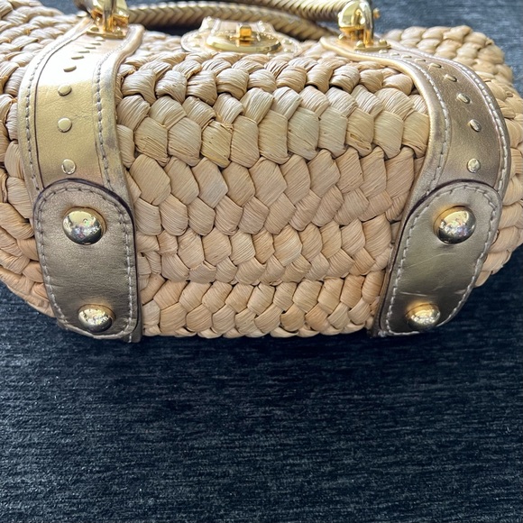 EUC Michael Kors wicker purse Gold accents Braided handle - Picture 4 of 13